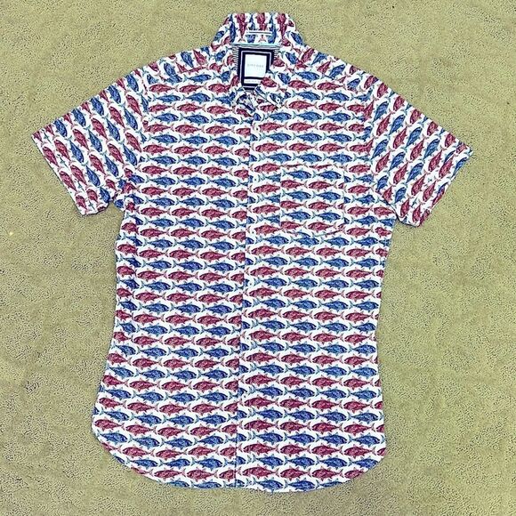 ZipCode S Red & Blue Fish Short Sleeve Button Down Shirt w Pocket for Summer Fun - Picture 11 of 11